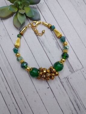 New Hand Crafted Beaded Chunky Cluster Bracelet,Is Adjustable